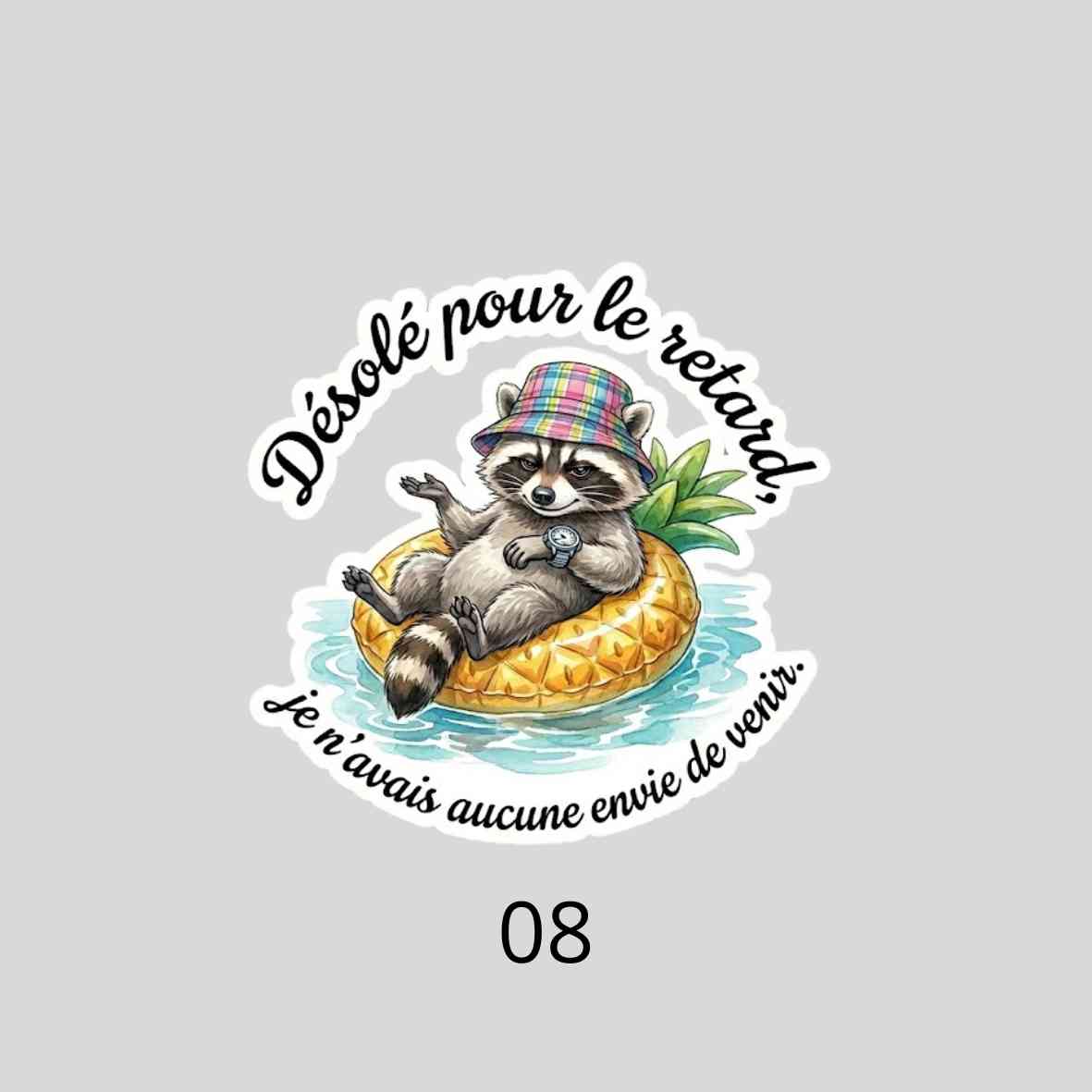 Autocollant Raton Laveur Sarcastique| Sticker Imperméable| Déco Humour PC & Gourde| Touche Madras| Les Aventures de Mr Tchip le Racoon